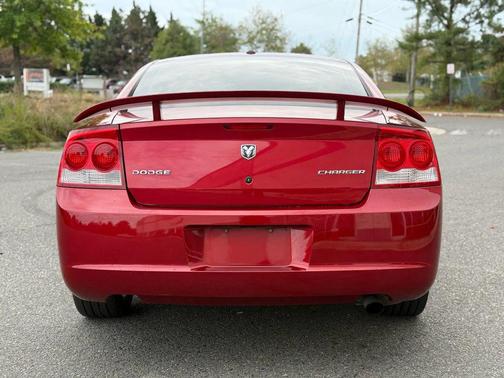 2010 Dodge Charger SE