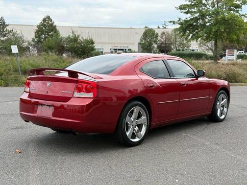 2010 Dodge Charger SE