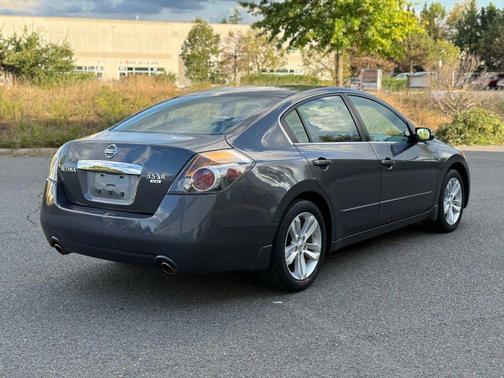 2012 Nissan Altima 3.5 SR