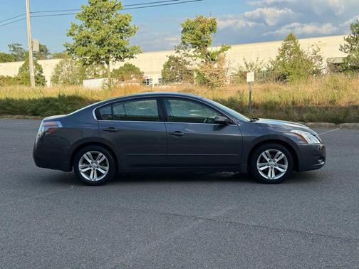 2012 Nissan Altima 3.5 SR