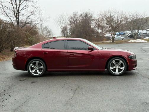 2018 Dodge Charger R/T