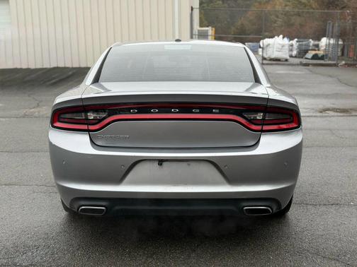 2015 Dodge Charger SE