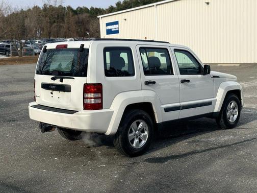 2010 Jeep Liberty Sport