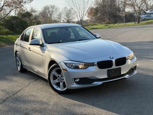 Silver 2015 BMW 320 i
