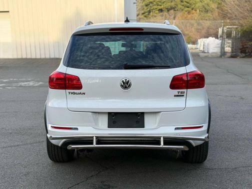 2017 Volkswagen Tiguan 2.0T S 4MOTION