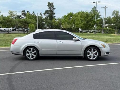 2005 Nissan Maxima SE