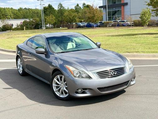 2011 INFINITI G37 Journey