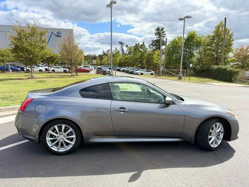 2011 INFINITI G37 Journey