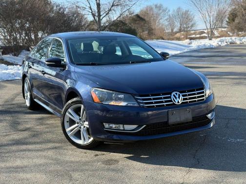2014 Volkswagen Passat 2.0L TDI DSG SE w/Sunroof