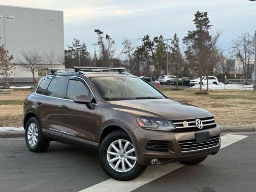2012 Volkswagen Touareg TDI Sport