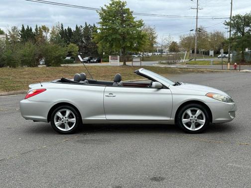 2006 Toyota Camry Solara SE V6