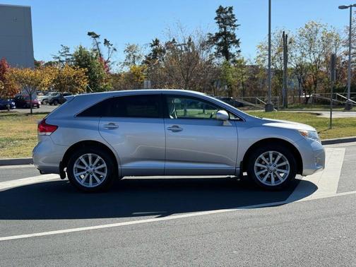 2011 Toyota Venza Base