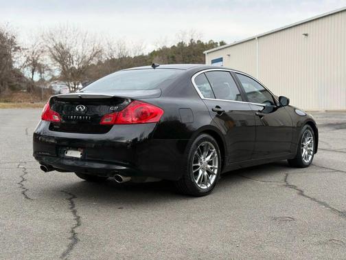 2013 INFINITI G37 Journey