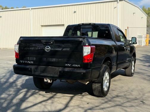 2019 Nissan Titan SV