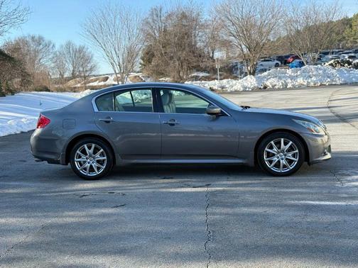 2012 INFINITI G37x Base