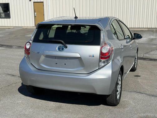 2013 Toyota Prius c Two