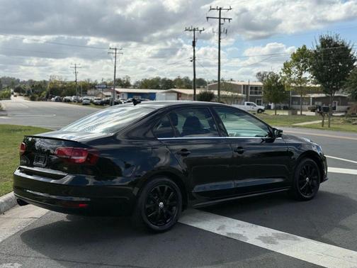 2017 Volkswagen Jetta 1.4T SE