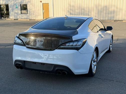 2016 Hyundai Genesis Coupe 3.8 Base