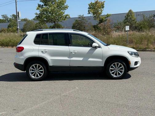 2017 Volkswagen Tiguan 2.0T Wolfsburg Edition
