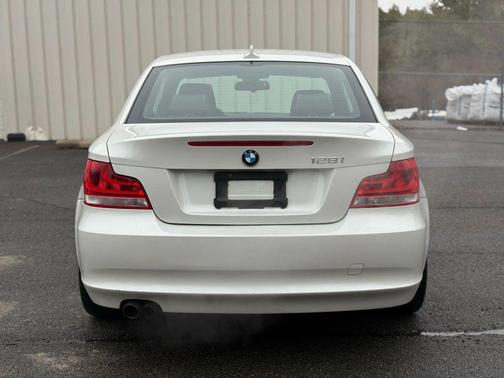 2013 BMW 128 128i Coupe 2D