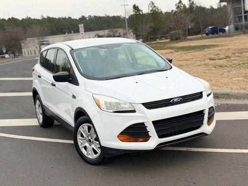 2014 Ford Escape S