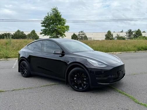 2023 Tesla Model Y Long Range Dual Motor All-Wheel Drive