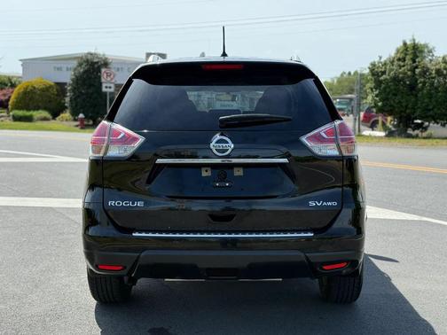 Super Black 2015 Nissan Rogue SV
