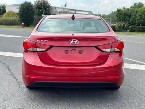 2015 Hyundai ELANTRA Limited