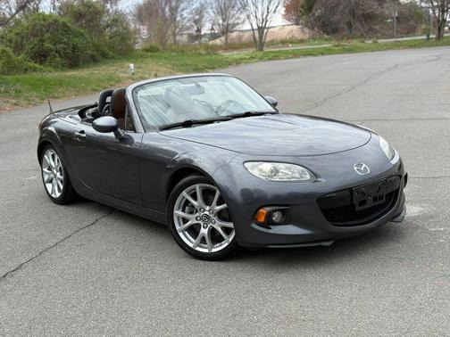 Meteor Gray 2015 Mazda MX-5 Miata Grand Touring
