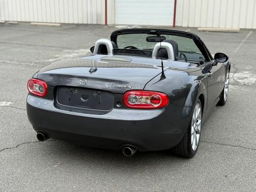 Meteor Gray 2015 Mazda MX-5 Miata Grand Touring