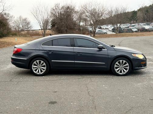 2010 Volkswagen CC Sport