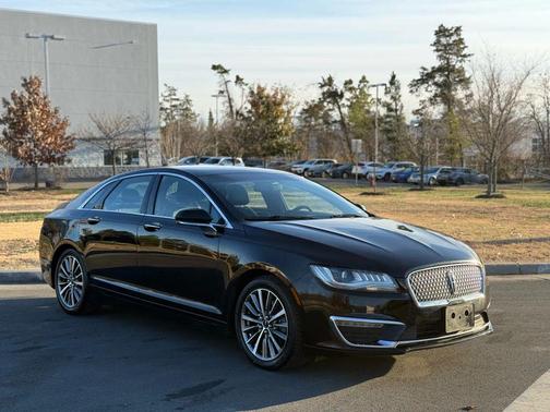 2017 Lincoln MKZ Base