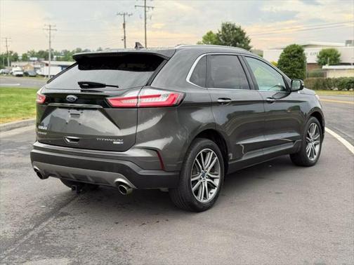 2019 Ford Edge Titanium