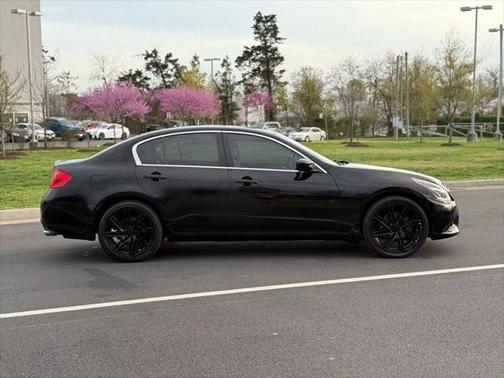 2013 INFINITI G37x Base