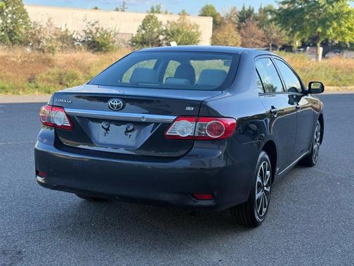 2012 Toyota Corolla LE