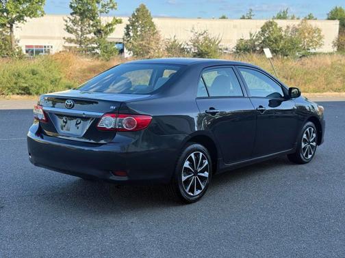 2012 Toyota Corolla LE