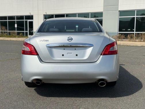 2011 Nissan Maxima S