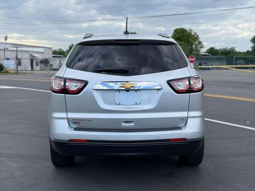 2017 Chevrolet Traverse 2LT