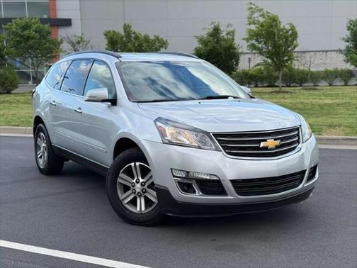 2017 Chevrolet Traverse 2LT