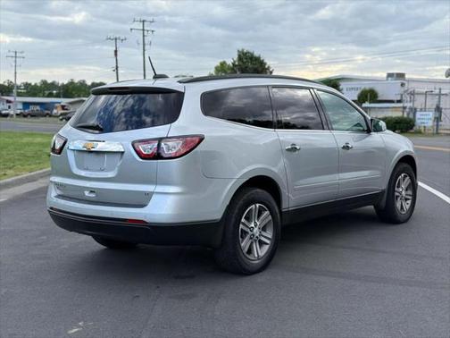 2017 Chevrolet Traverse 2LT