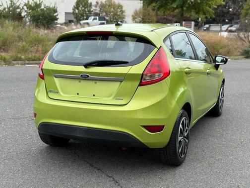 2012 Ford Fiesta SES