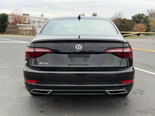 2020 Volkswagen Jetta 1.4T R-Line