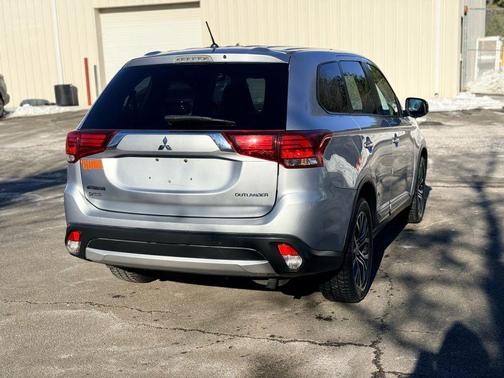 2016 Mitsubishi Outlander SEL