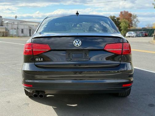 2015 Volkswagen Jetta Man SE