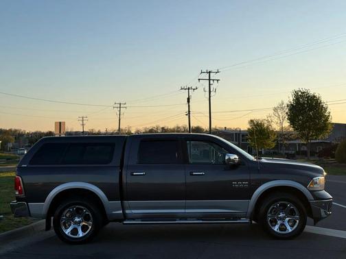 Granite Crystal Metallic Clearcoat 2015 RAM 1500 Laramie