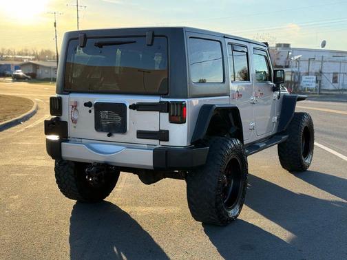 2011 Jeep Wrangler Unlimited Sahara