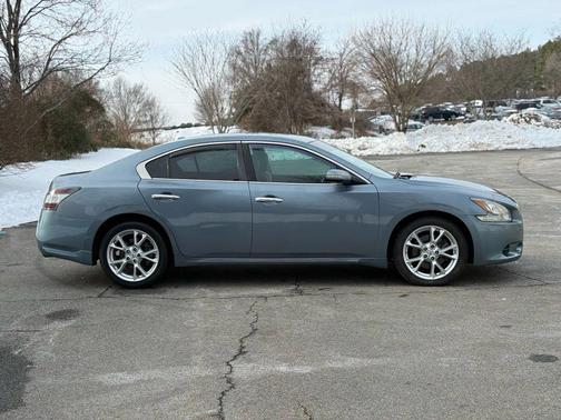 2012 Nissan Maxima SV