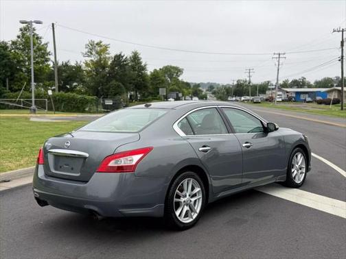 2010 Nissan Maxima SV