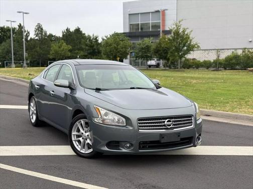 2010 Nissan Maxima SV