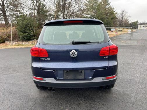 2016 Volkswagen Tiguan S